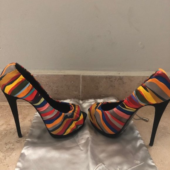Gisueppe Zanotti Satin Multicolor Peep Toe Pump - Picture 4 of 5